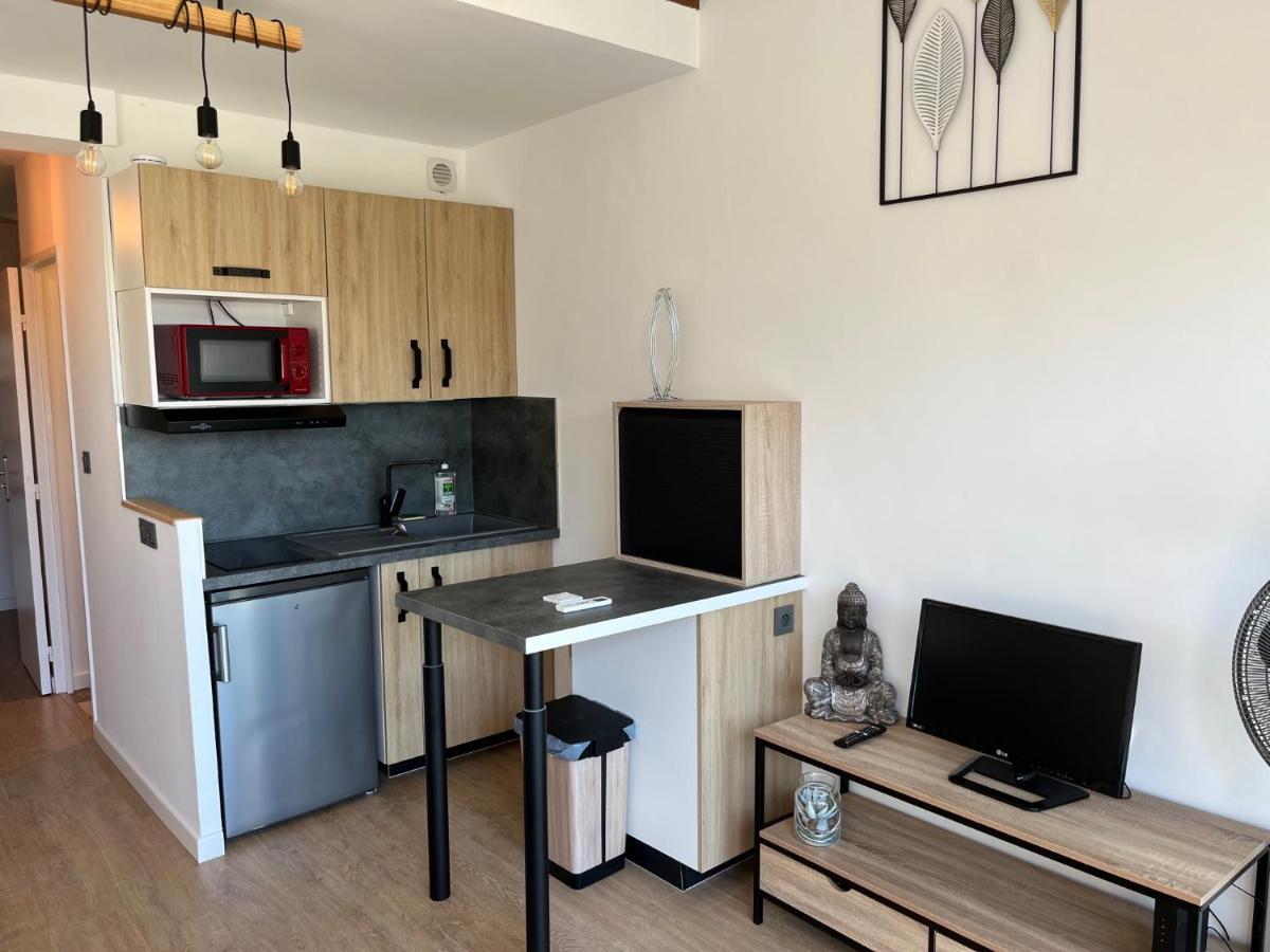 Appartement Hyeres - Costebelle Duplex Vue Mer Balcon Residence Privee Parking - Marie Caroline Eksteriør bilde