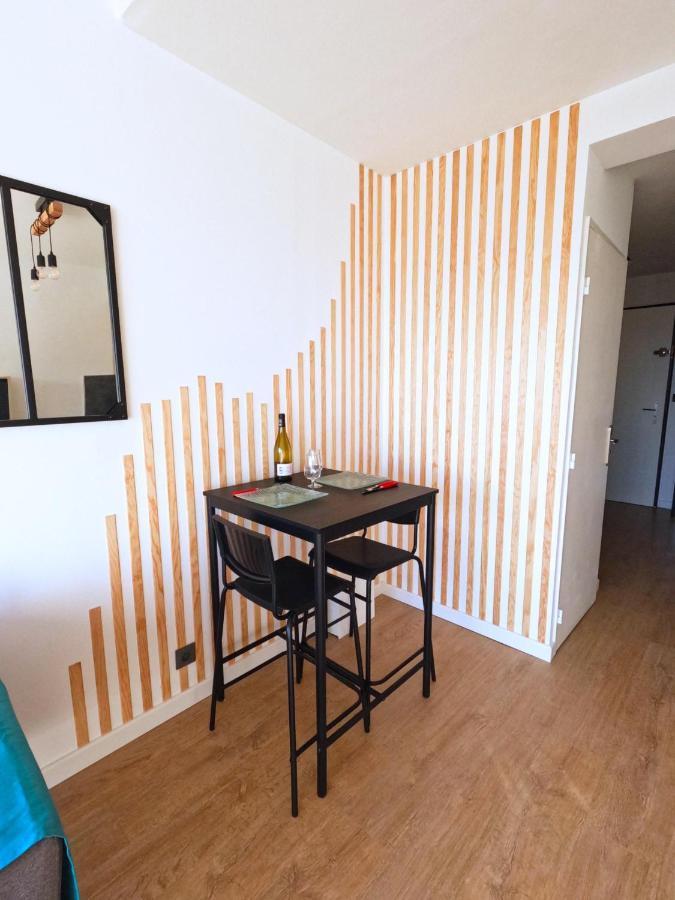 Appartement Hyeres - Costebelle Duplex Vue Mer Balcon Residence Privee Parking - Marie Caroline Eksteriør bilde